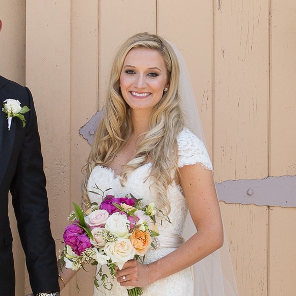 Meet your Posher, Lauren - Picture 1 of 1